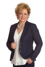 Photo of Julie Rearick